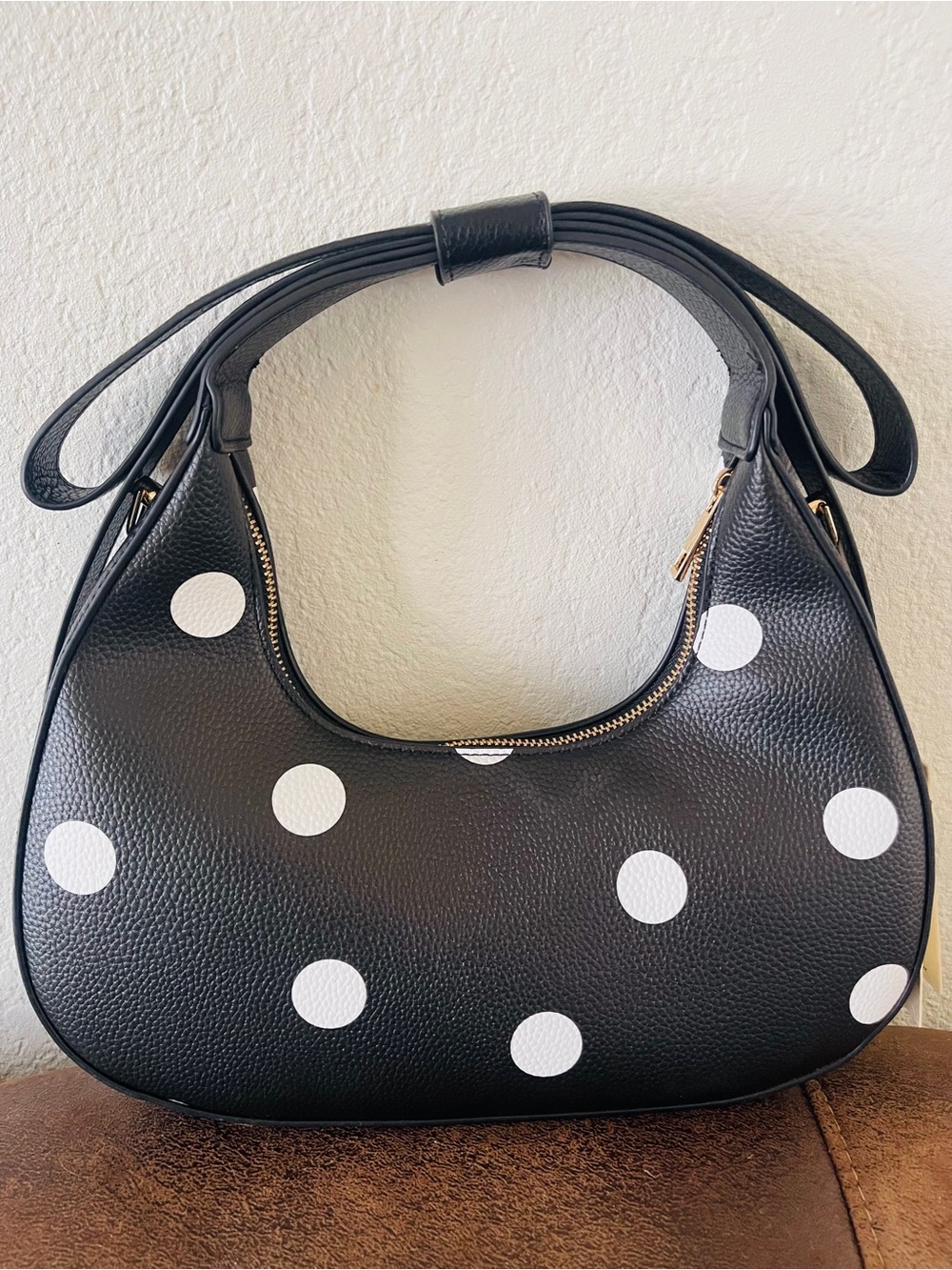 Black & White Polka Dot Hobo Shoulder Bag – New - Picture 3 of 4